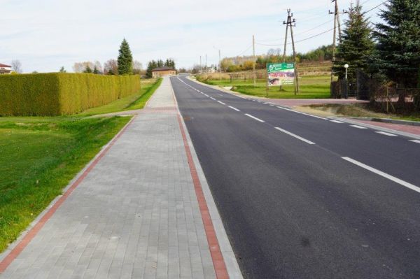 Zmodernizowano drogę powiatową Niwiska - Kolbuszowa